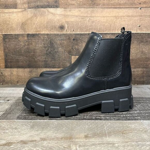 Circus by Sam Edelman Women’s Size 10 Darielle Lug Sole Chelsea Boots Black NWOT - Picture 4 of 10